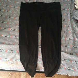 Solid Black Teeki Yoga Leggings - Medium